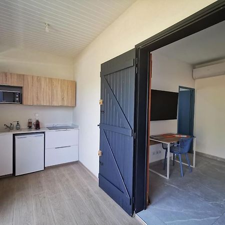 Studio Koton - 3 Etoiles - Deshaies Centre 外观 照片